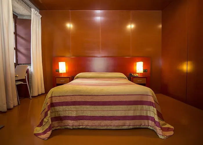 ホテル Torre Lombarda 3*